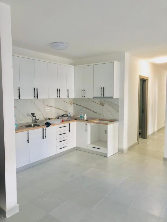 For rent 3+1+2 empty On 5 May street 50,000 lek