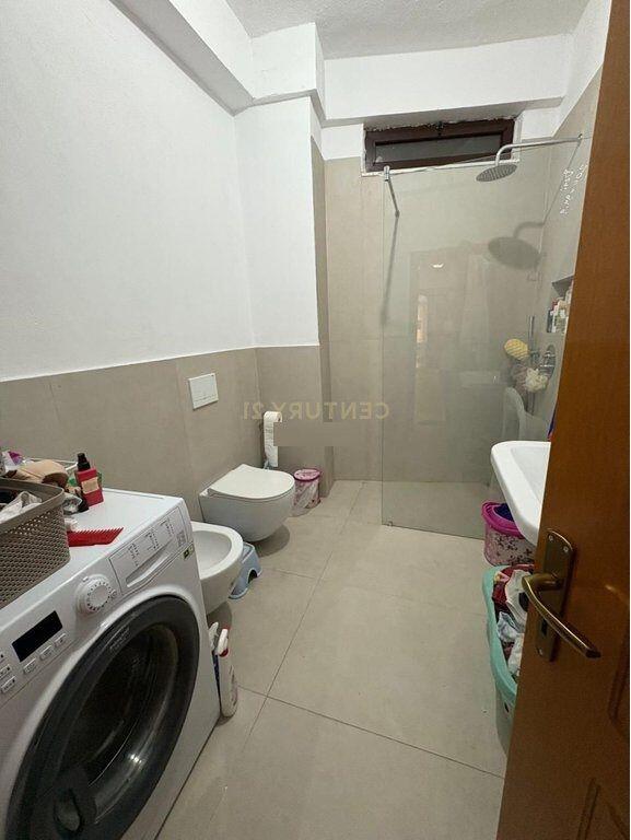 Apartament 2+1 te Shkolla e Kuqe
