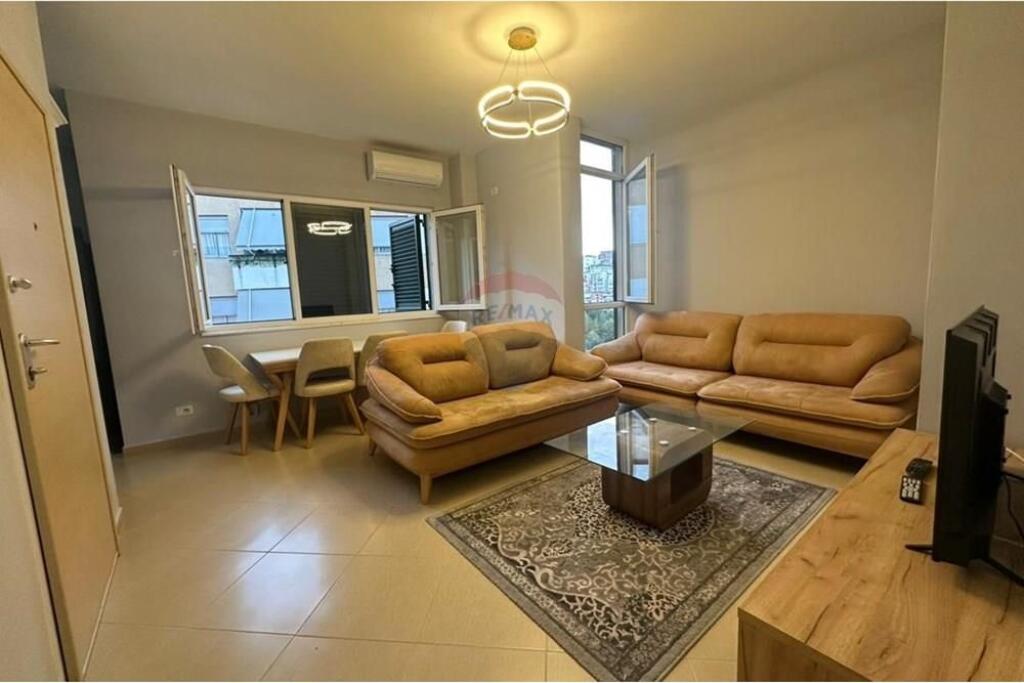 APARTMENT 2+1 FOR SALE DRY LAKE !