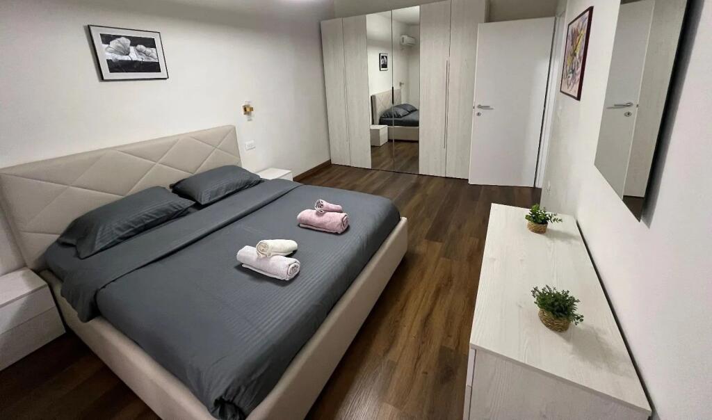 APARTAMENT 2+1 ME QIRA SHESHI WILLSON