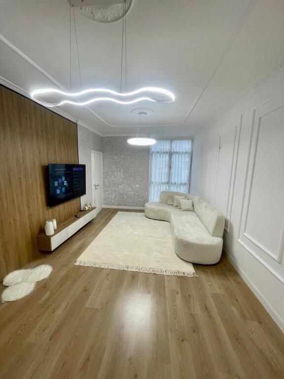 📣 VENDESI Appartamento 2+1 📍 Astir Tirana, Vicino a “Eja Studio” ✨