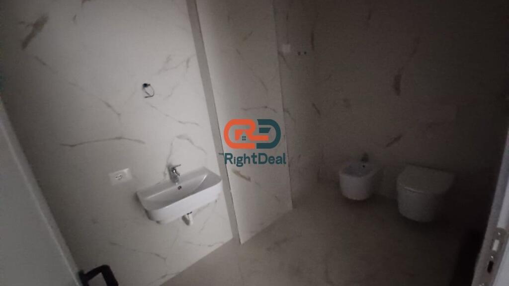 Tek Golden Hands Ne Paskuqan, Shitet Apartament 2+1+2, Me Planimetri Te Rregullt!!