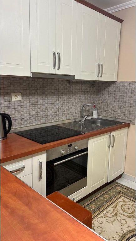 TE KAFE FLORA JAPIM APARTAMENT 2+1 ME QIRA 600 € /Muaj