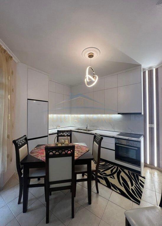 Affitto, Appartamento 1+1, Unaza e Re, Tirana