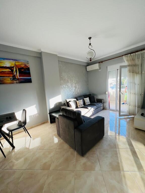 🏡 Jepet me qira apartament 1+1, Marina Bay, Vlorë
