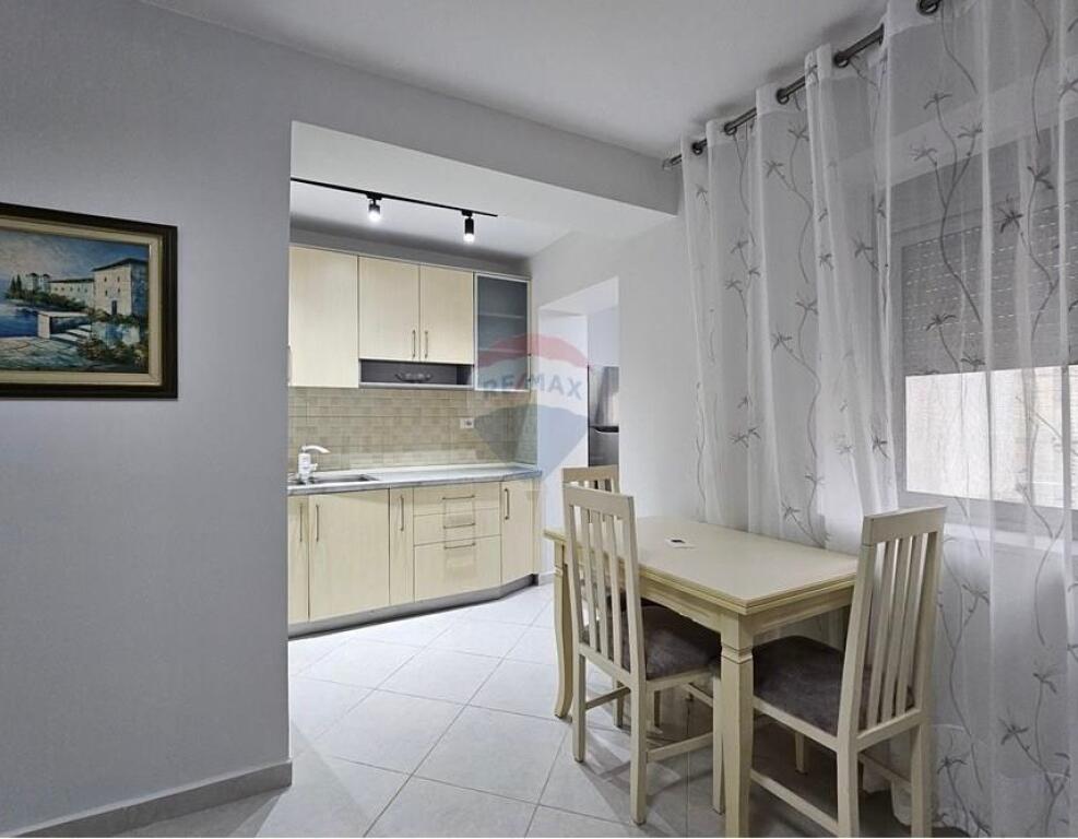 Apartament 1+1 me qira -Shkolla e Baletit