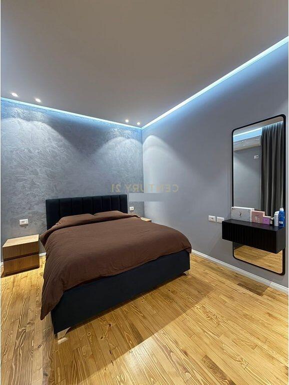 Apartament 3+1+2+ Verande ne Fresk