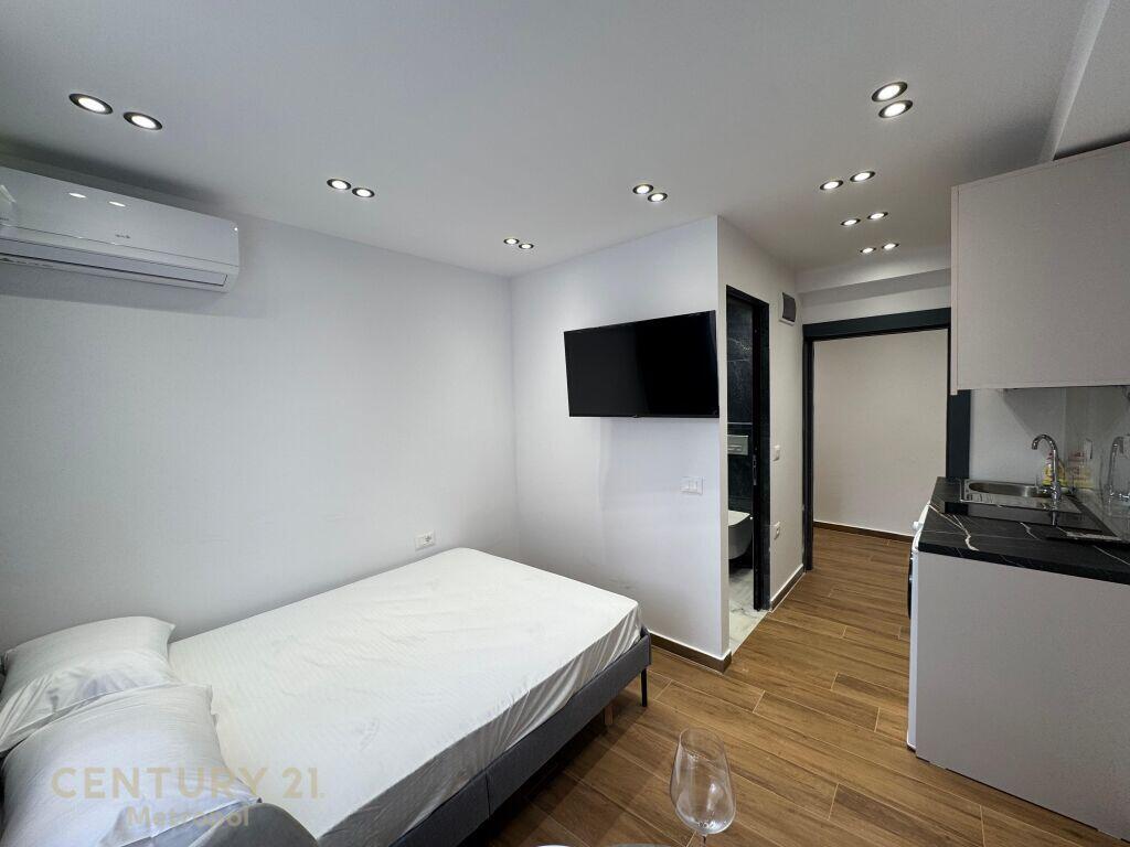 4 studios for sale in the Blloku area