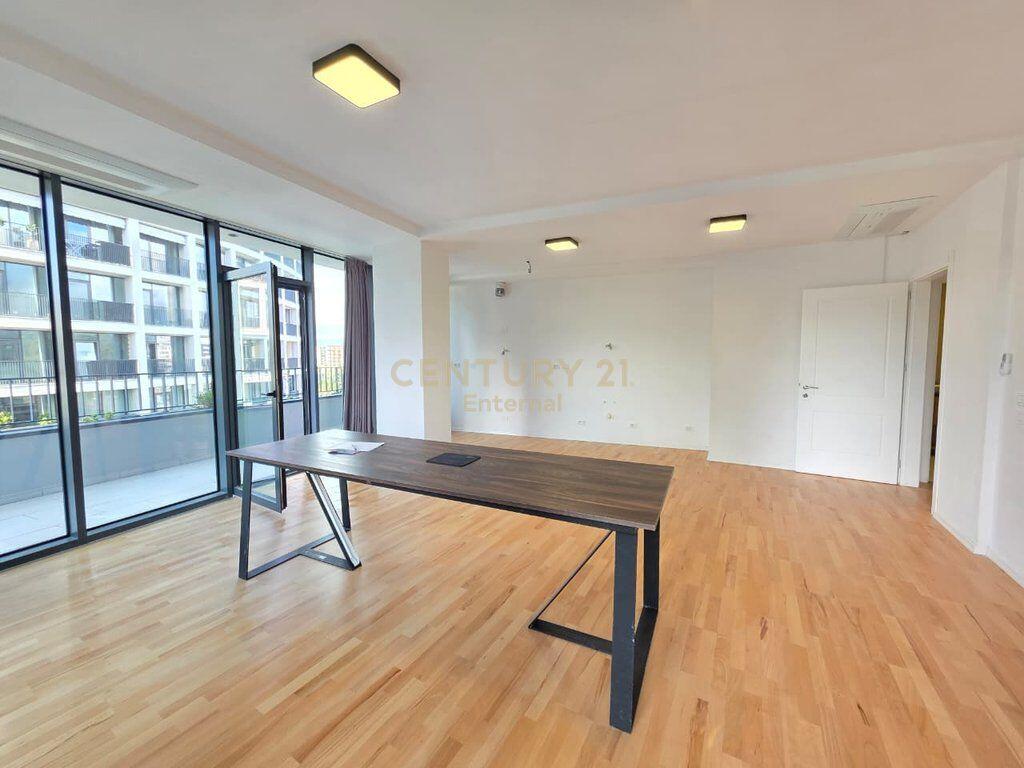 🏢 Office for Rent + Parking Spot – Lake View Residence, Tirana