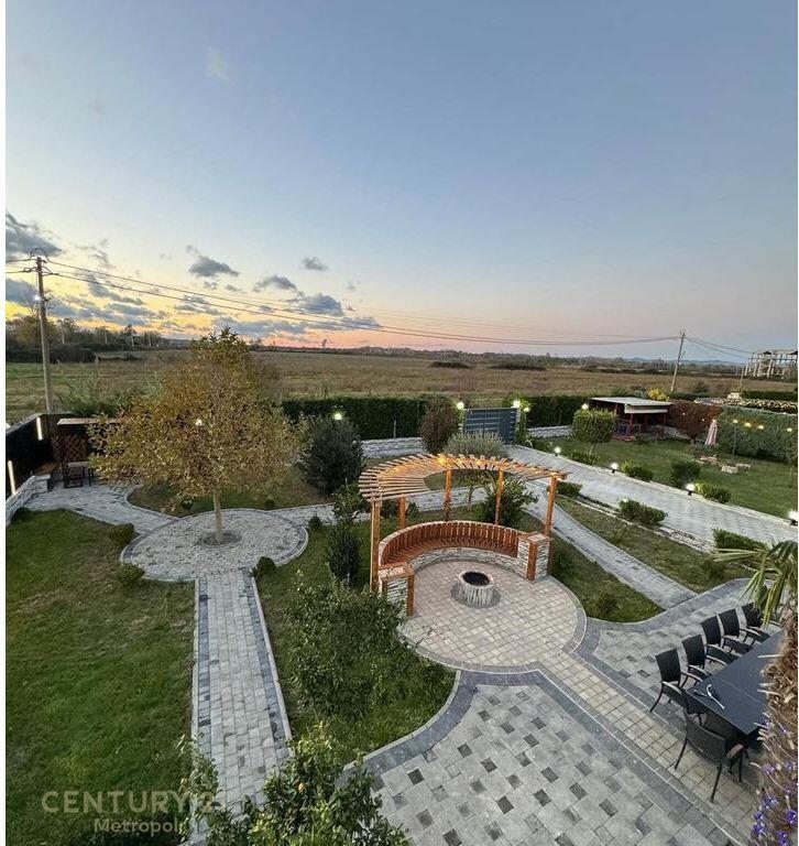 🏡 Villa con piscina in vendita vicino a Hamallaj – Ideale per vacanze o investimento commerciale!