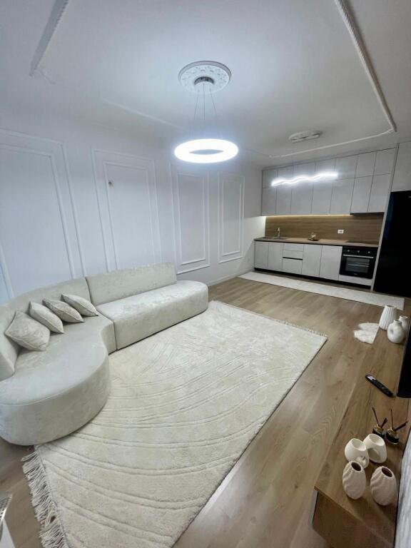 📣 VENDESI Appartamento 2+1 📍 Astir Tirana, Vicino a “Eja Studio” ✨