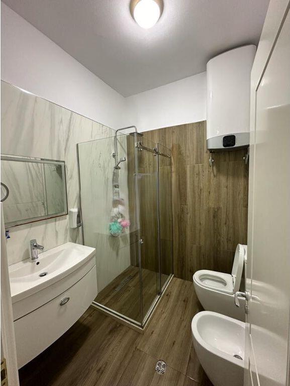 Apartament 2+1 per shitje tek Kopshti Zoologjik 210,000 €