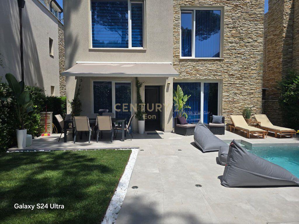 🏡 Villa Esclusiva con Piscina nel Complesso “Lura 3”, Baia di Lalzi