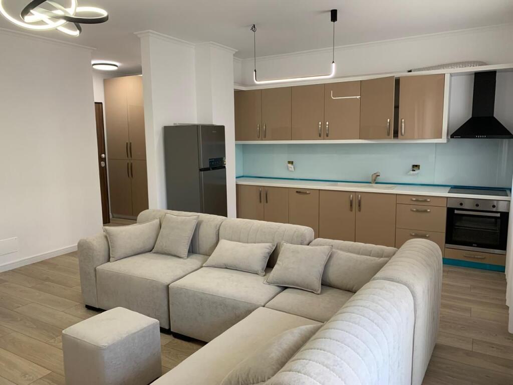 Apartament 2+1 per qira tek Kodra e Diellit.
