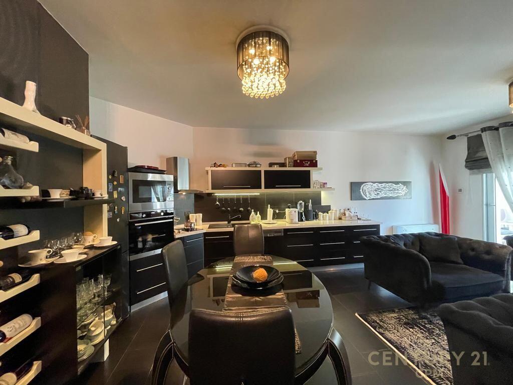 Appartamento 2+1 in vendita nella zona di Blloku