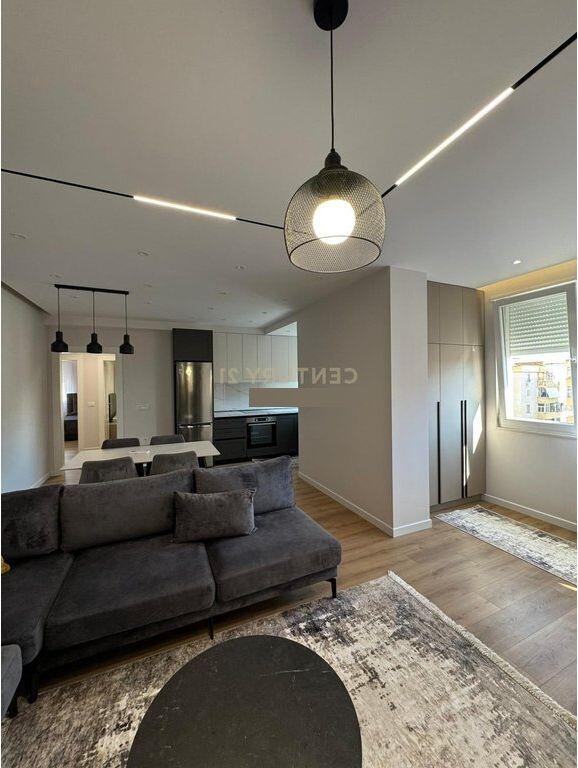 Ish Tregu Elektrik, Apartament 2+1+2 dhe 1 post parkimi