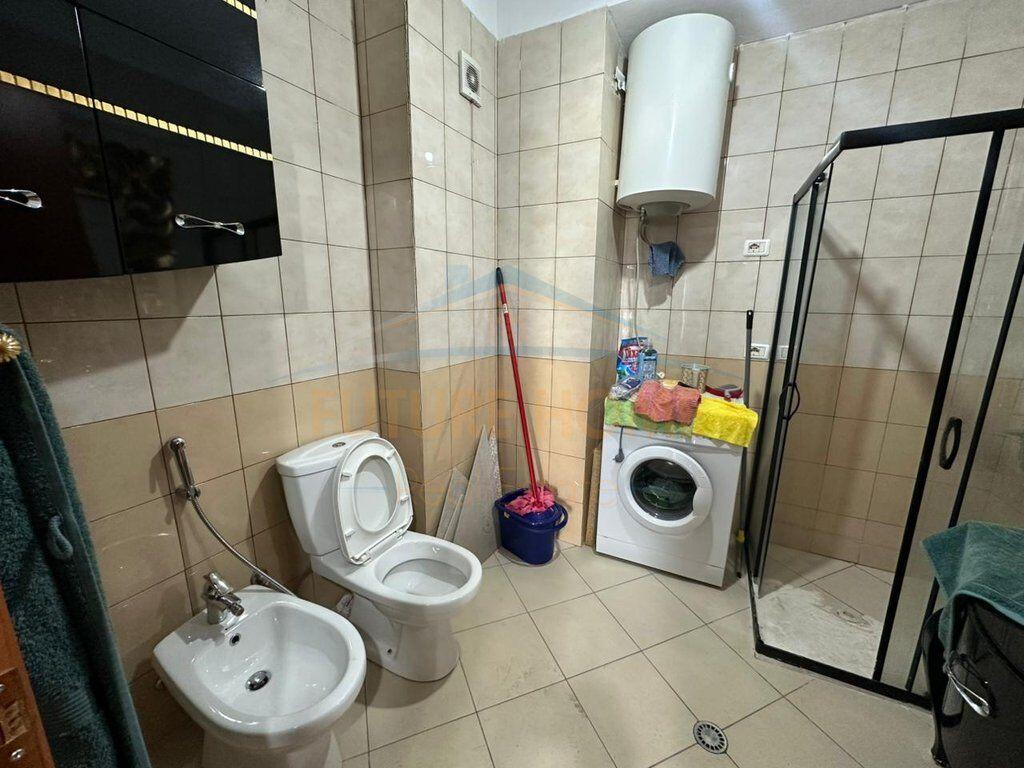 Shitet, Apartament 1+1, Stacioni i Trenit, Tirane