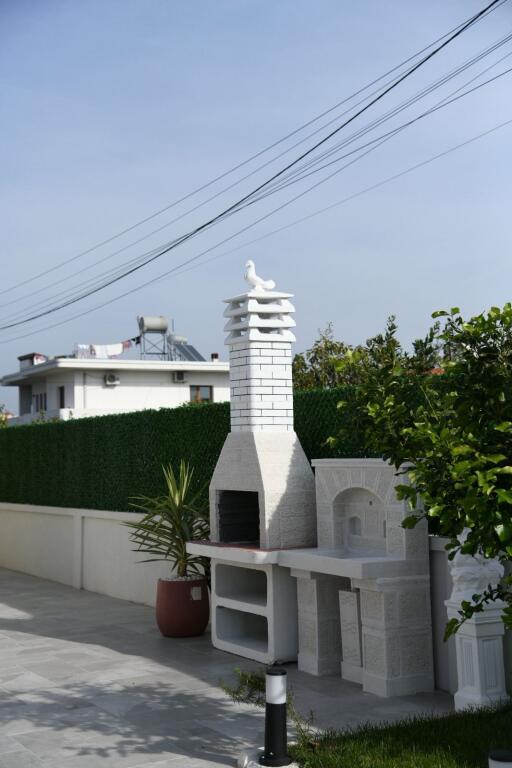 🏡 Shitet vilë moderne dhe komode në Durres 🏡