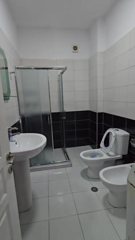 APARTAMENT 3+1 ME QERA - YZBERISHT