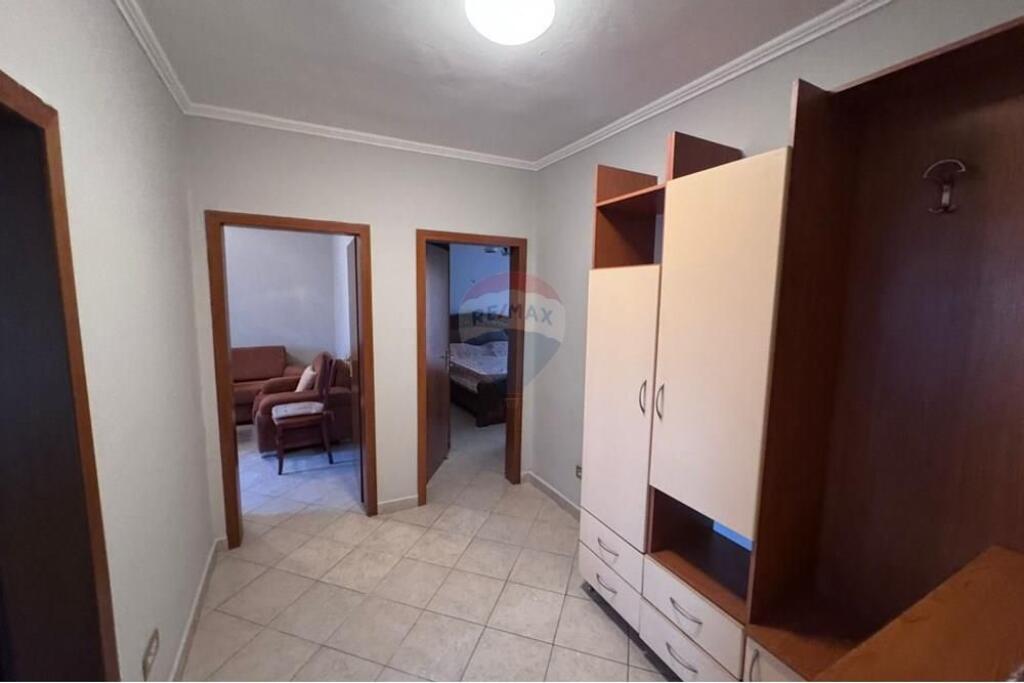 MINISTRY OF FOREIGN AFFAIRS, 1+1 APARTMENT FOR RENT Pazari i Ri !