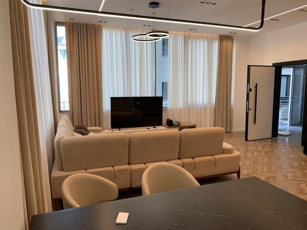 Appartamento 1+1 in affitto a Kodra e Diellit.