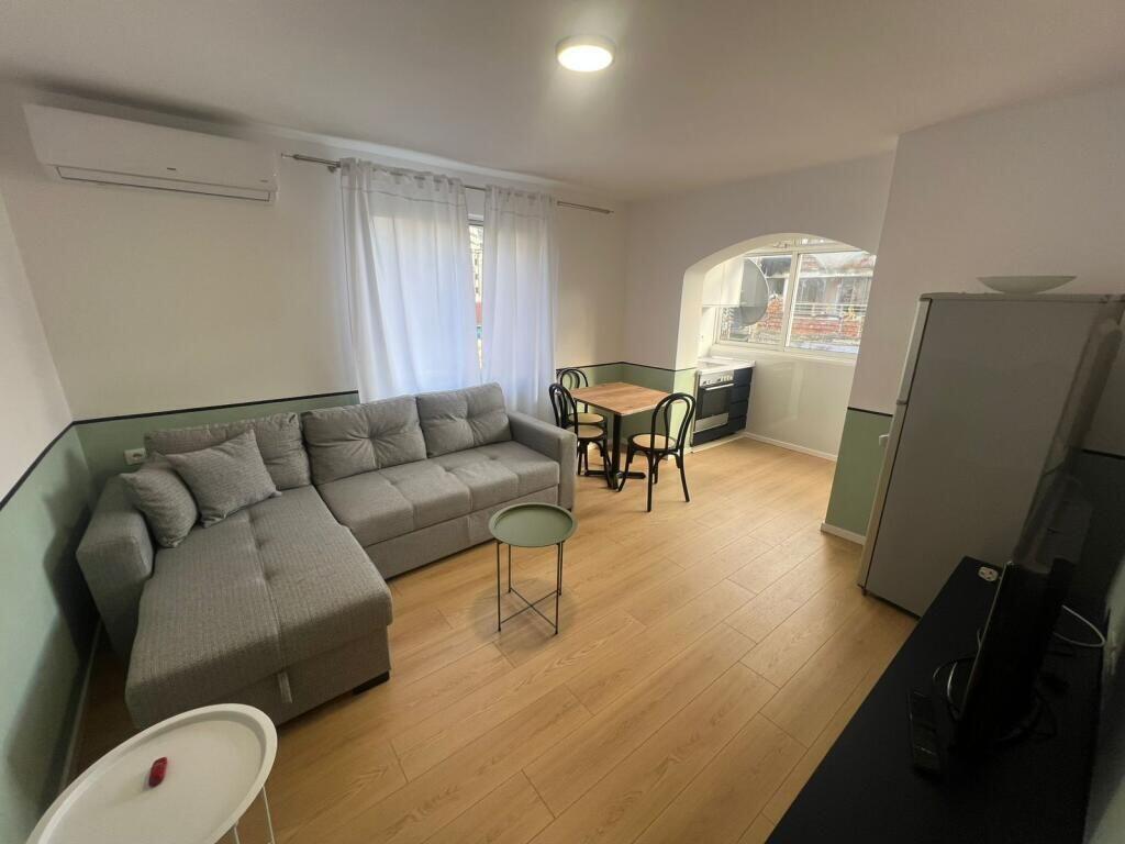 APARTAMENT 1+1 ME QIRA TEK VASIL SHANTO