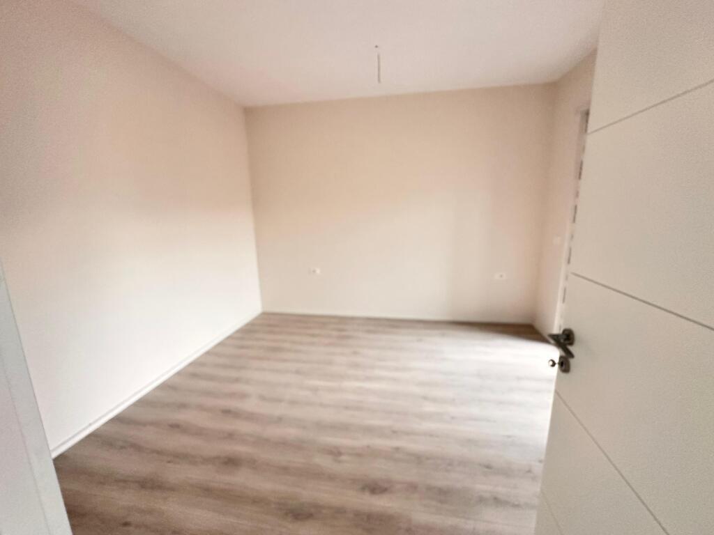 🏢 Jepet me qira apartament 1+1 – Jordan Misja