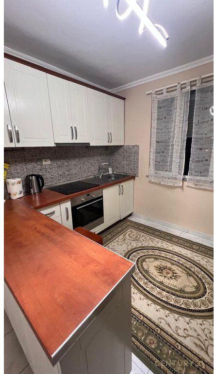 TE KAFE FLORA JAPIM APARTAMENT 2+1 ME QIRA 600 € /Muaj