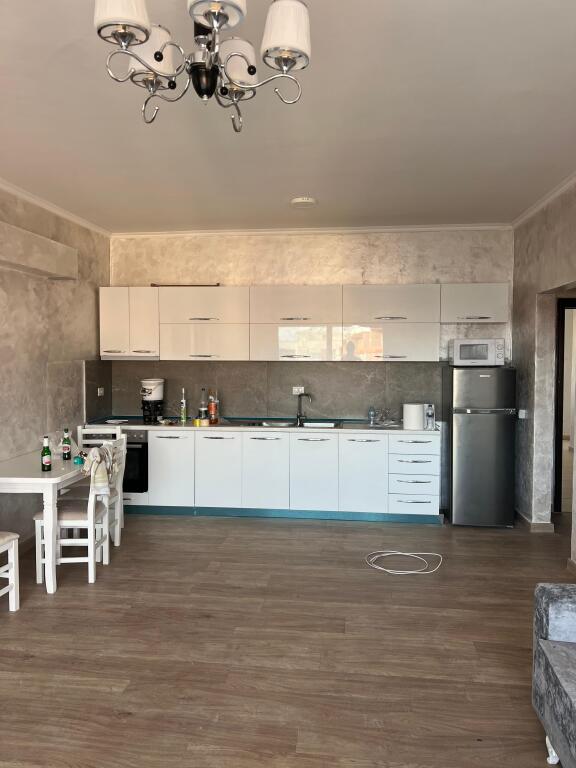 Rent : Apartment 2+1+2  Astir