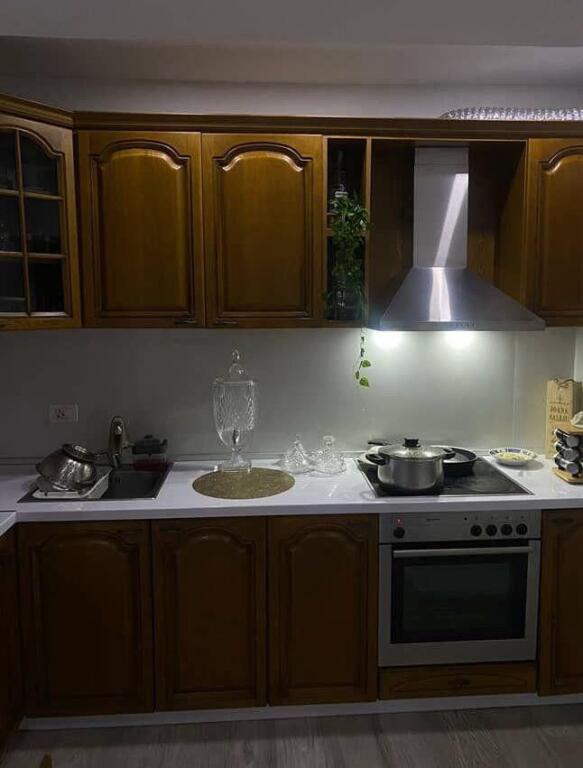 Apartament Me Qera 2+1 ne Porcelan