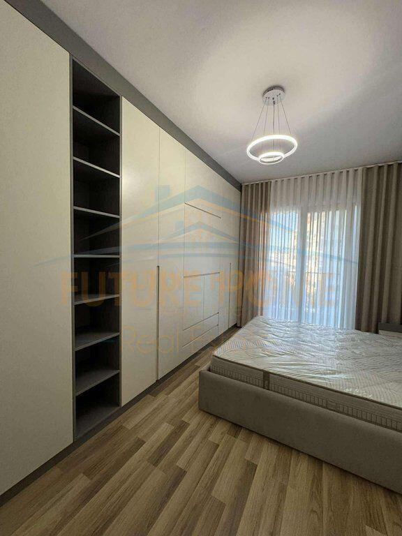 Qera, Apartament 2+1, Rruga 5 Maji, Tiranë