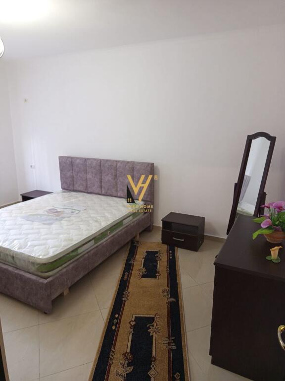 JEPET APARTAMENT 2+1+2 ME QIRA TE ISH PARKU I AUTOBUSAVE 600 EURO