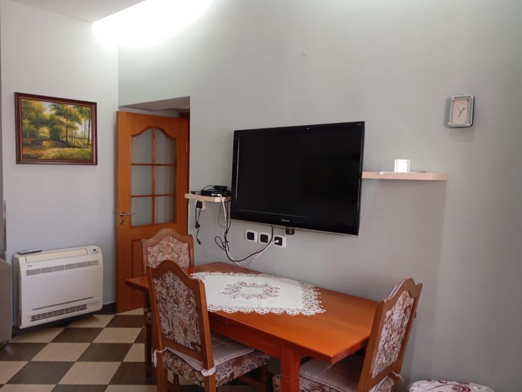 Qira 2+1 Rruga Elbasanit