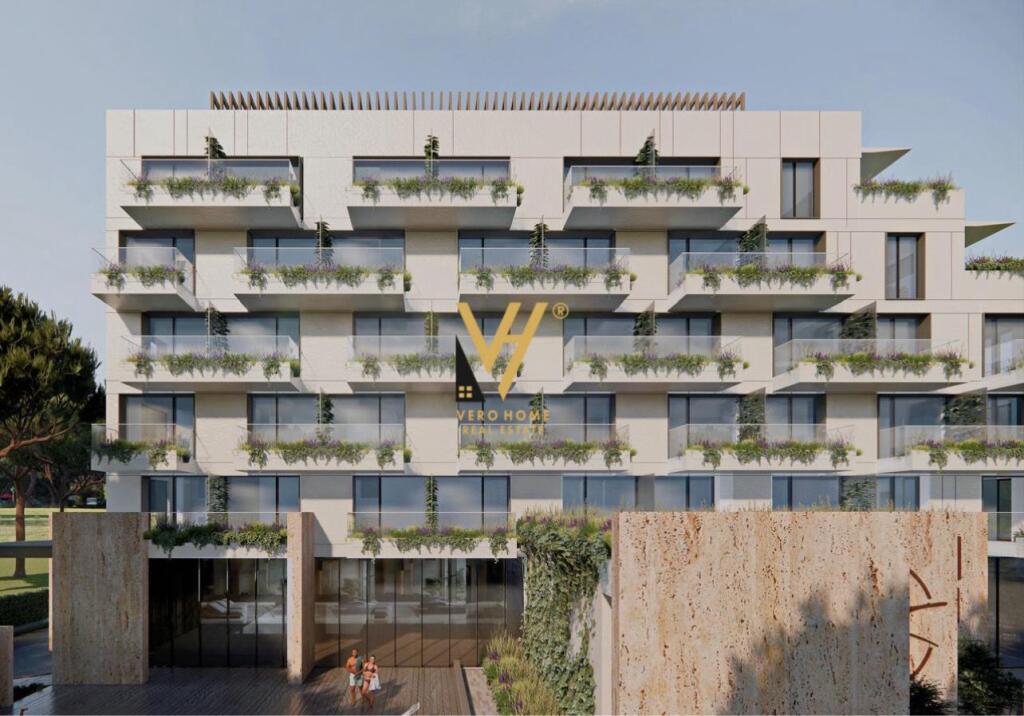 SHITET APARTAMENT 1+1+BLK TE GJIRI I LALZIT, KOMPLEKSI VARKA 142.230 EURO