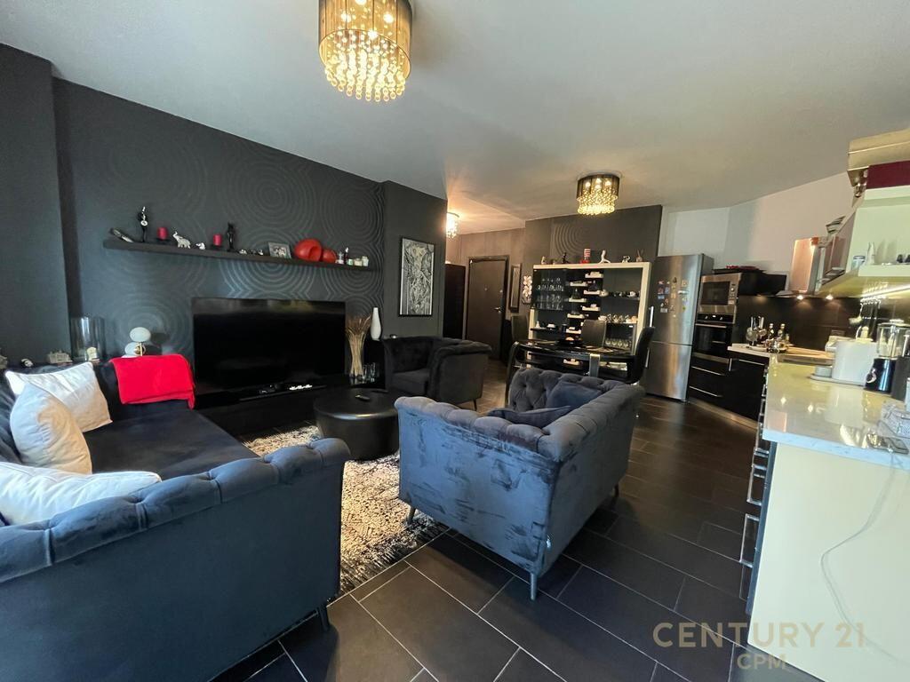 Appartamento 2+1 in vendita nella zona di Blloku