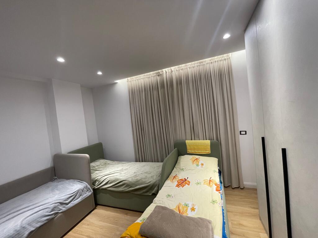 Appartamento in affitto 2+1+ parcheggio campo di aviazione