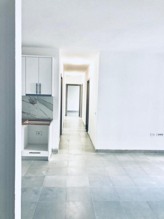 For rent 3+1+2 empty On 5 May street 50,000 lek