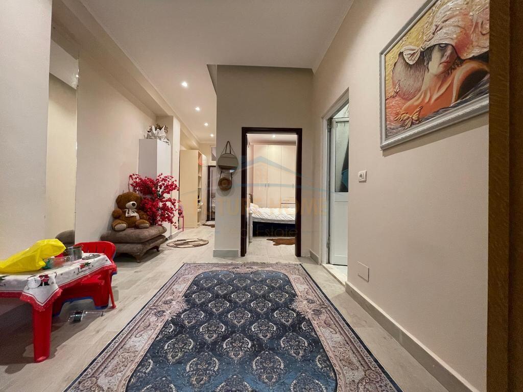 Casa Privata+Cortile in Vendita, Vasil Shanto