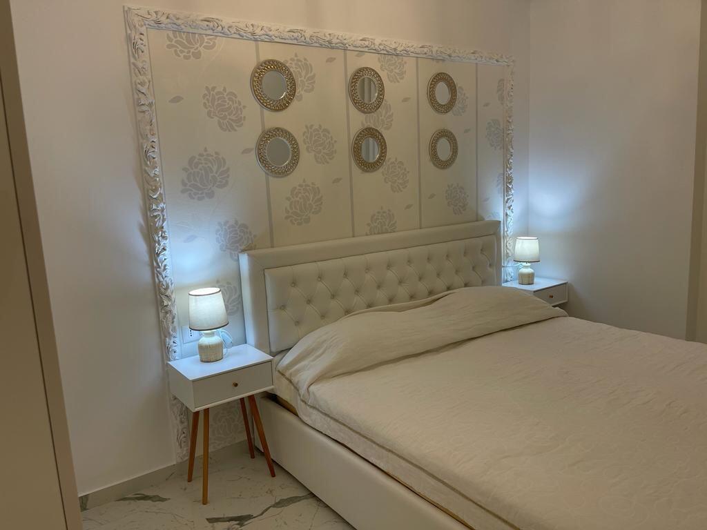 VENDESI APPARTAMENTO 1+1 VIA KAVAJES 225.000 EURO