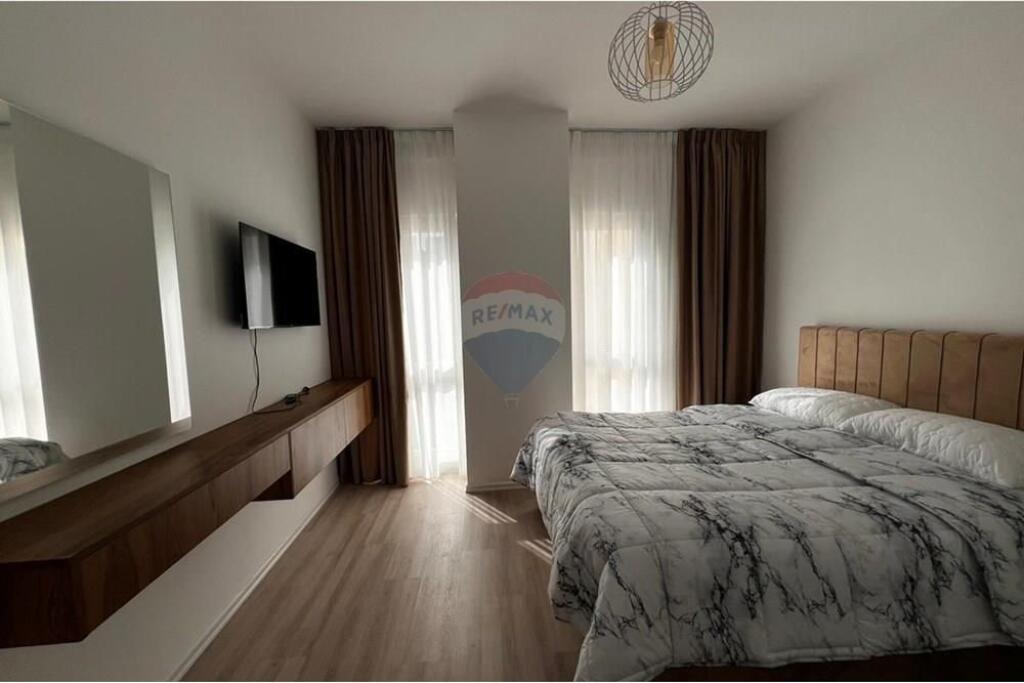 2+1 apartment for rent in Zogu i Zi!