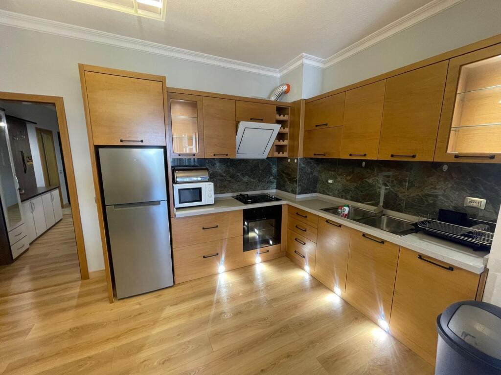Affitto, Appartamento 3+1+2, Lago Secco, Tirana.