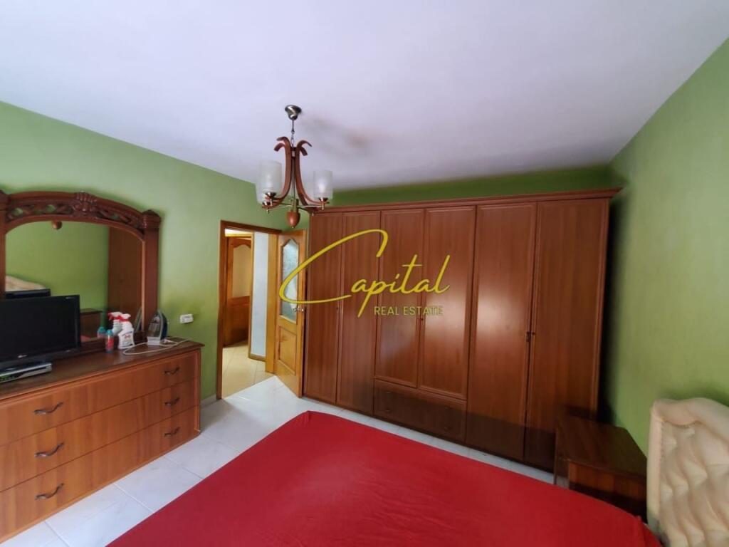 SHITET APARTAMENT 3+1+2 21 DHJETORI 225.000 EURO