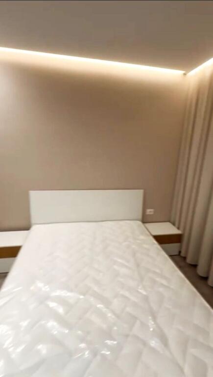 🏢Rruga Jordan Misja,prane Pasticeri Valencia  jepet me qera apartament 1+1,i mobiluar.: 65,000Leke