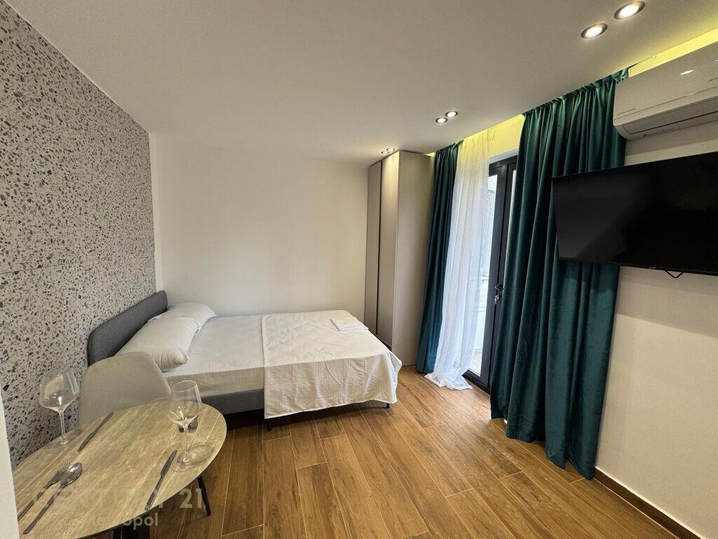 4 studios for sale in the Blloku area