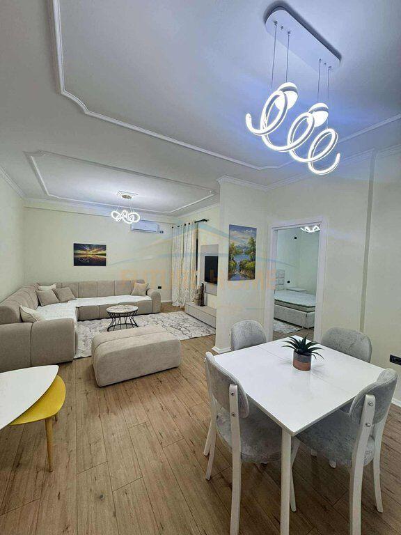 Rent, Apartment 1+1 Dibres Street, Tirana