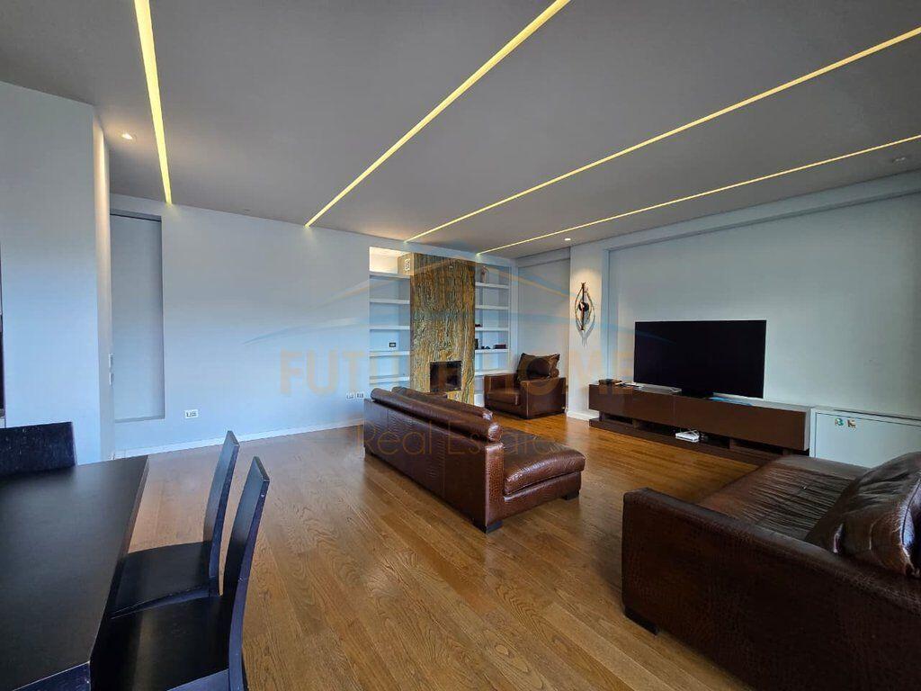 For sale, Apartment 2+1+2+ 2 parking spaces, Center, Tirana.