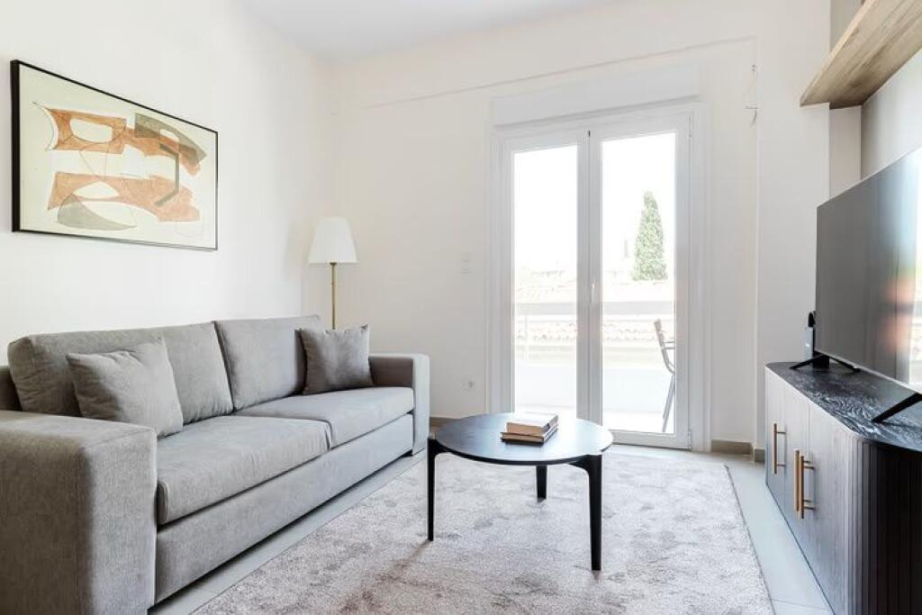 Apartment For Rent 1+1 In Ali Dem (ID B2101323) Tirane