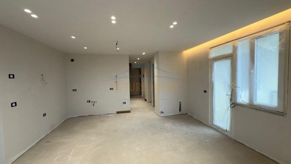 Rent, Apartment 3+1+2, Former Exhibition, Tirana