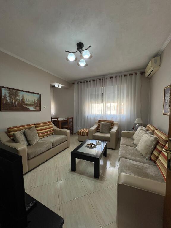 Jepet me qira apartament 2+1 mbrapa Ambasades Amerikane!