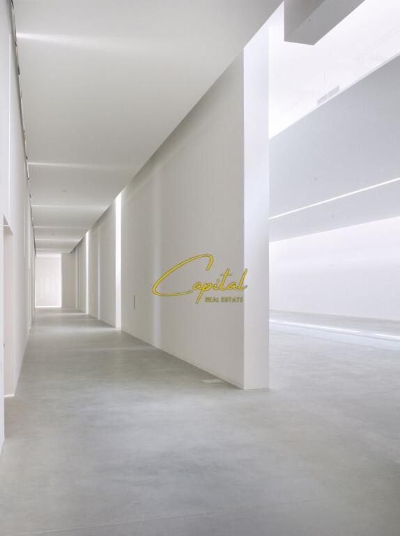 BUSINESS PREMISES FOR SALE 20 M2 DURRES ROAD 70,000 EURO